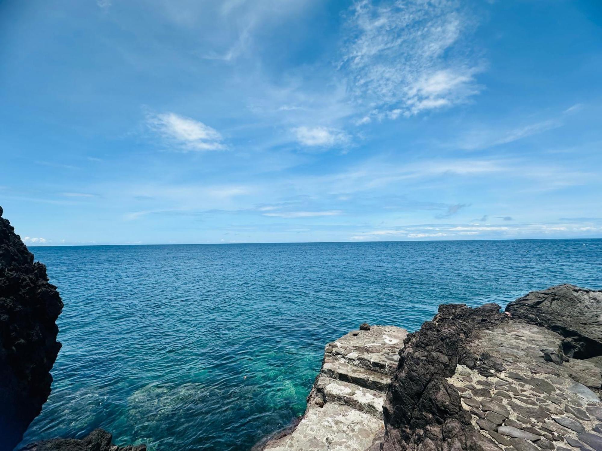 Tongatok Cliff Resort Mambajao Exterior foto